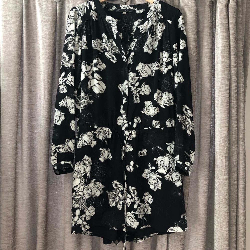 Rose & Olive Black & Cream Floral Long Sleeve Tie Waist Romper Size Small